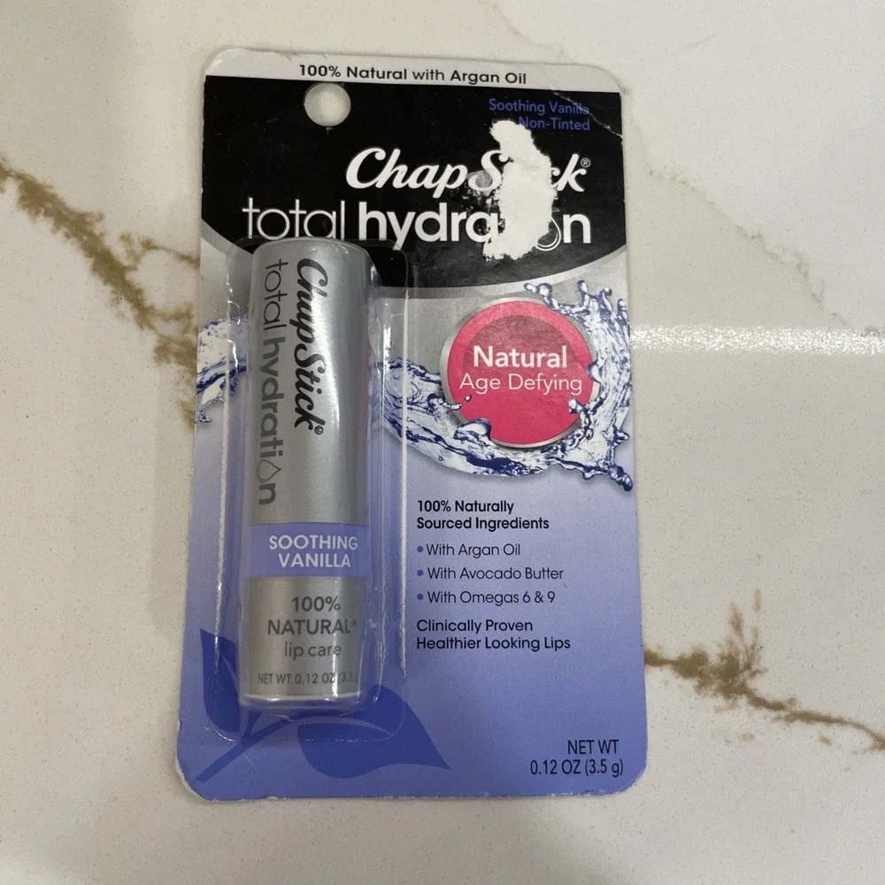 ChapStick Total Hydration Soothing Vanilla Age Defying Non-Tinted Sealed New